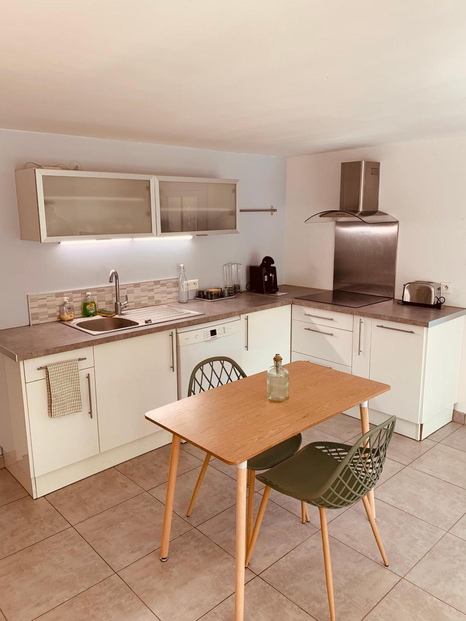 Appartement Independant Avec Jardin Et Acces Piscine นีมส์ ภายนอก รูปภาพ